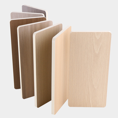 Calidad Chapa de bambú moderna de madera del carbón de leña de la decoración del hotel que artesona 5m m 8m m Fabricación
