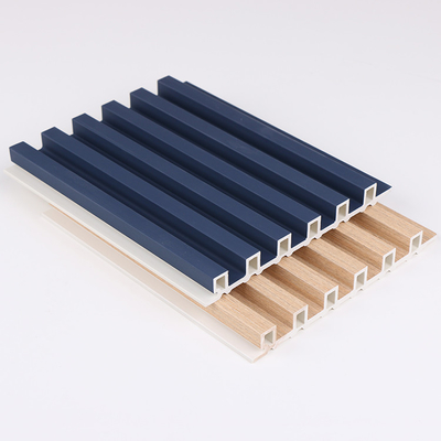Calidad Tableros compuestos plásticos de madera acanalados del Decking del PVC 8m m Fabricación