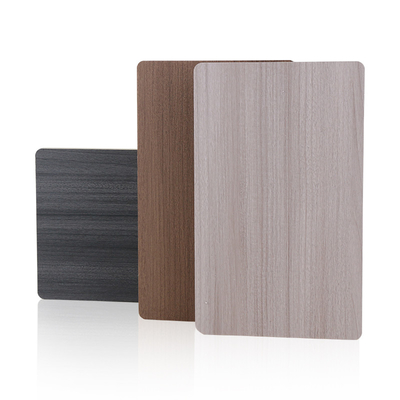 Calidad La fábrica modificó los paneles de pared para requisitos particulares de madera respetuosos del medio ambiente de la chapa de madera del grano Fabricación